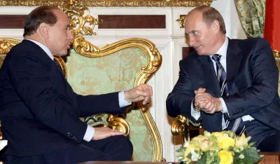 Berluskonijev saradnik: Putin ga odveo u lov i poklonio mu srce jelena