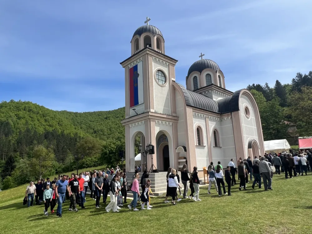 Vjernici tri bjelopoljska sela proslavili slavu crkve: U danima vaskrsenja sabrani u slozi i zaјedni&scaron;tvu