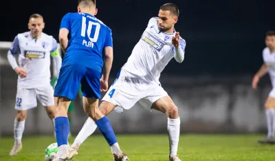 Biće neizvjesno u duelu Jezera i Dečića