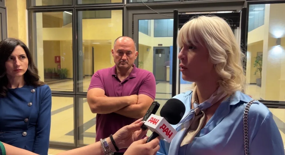 Sastanak PES-a i Pokreta za Podgoricu: Na pregovaračkom stolu pozicije u izvr&scaron;noj vlasti i skup&scaron;tinski odbori