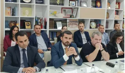 Bar: Nema LNG terminala bez termoelektrane, Raičević najavio referendum ukoliko se nastavi sa projektom