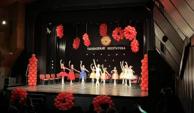      (FOTO) Nagrađeno deset najboljih recitatora Podgorice