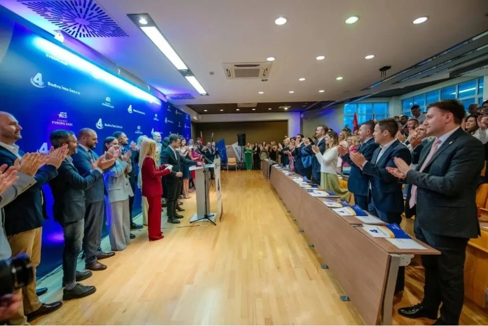 Sa skupa PES-a u Budvi