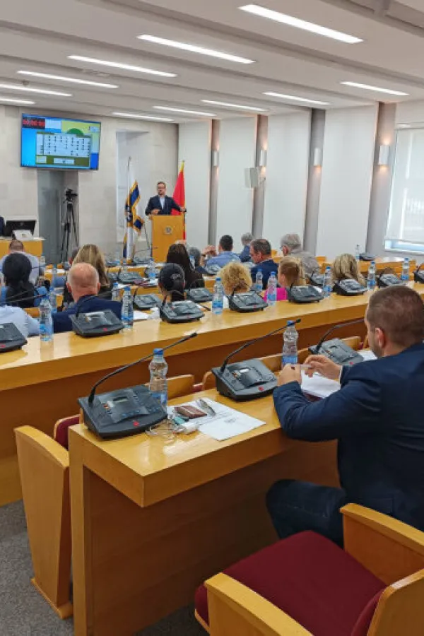 Izbrisani svi &scaron;tandovi od trga do &Scaron;kvera