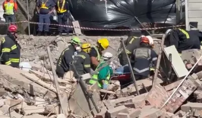 (VIDEO) Južna Afrika: Spa&scaron;en čovjek koji je pet dana proveo ispod ru&scaron;evina zgrade