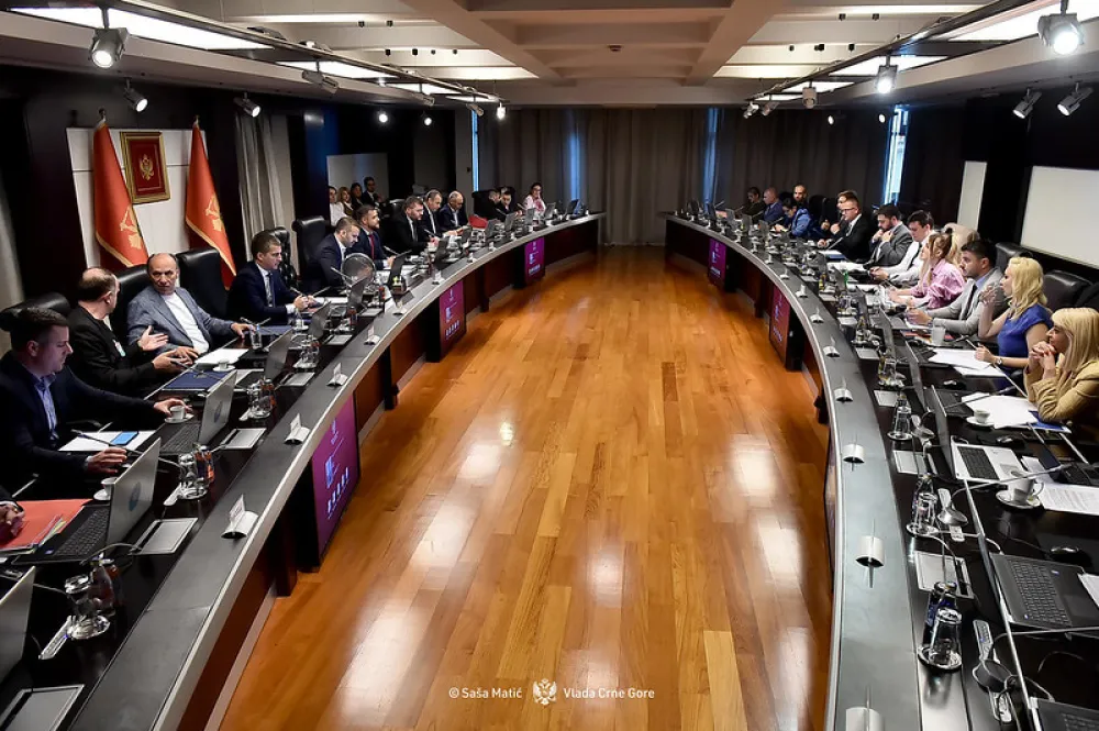 Sa sjednice Vlade