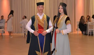 (FOTO/VIDEO) Mature SS&Scaron; "Sergije&nbsp;Stanić" i Gimnazije &bdquo;Slobodan &Scaron;kerović"