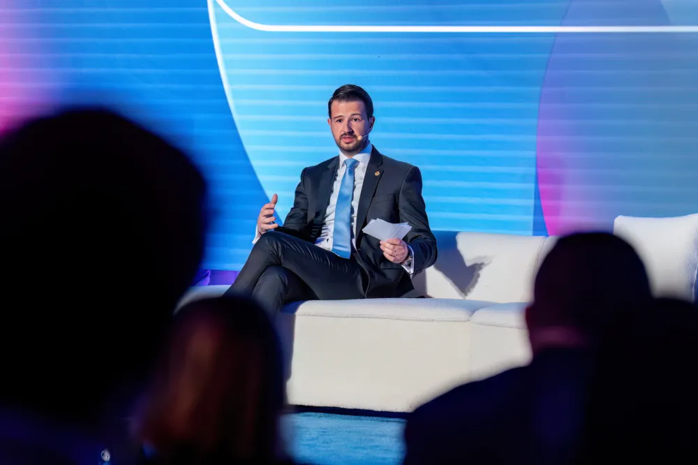 Milatović otvorio NATO samit mladih: Članstvo Crne Gore u NATO značajno doprinosi jačanju vladavine prava