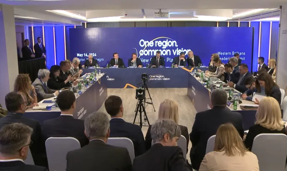 (UŽIVO) Spajić: Očekujemo velike stvari; Vučić: Rezolucije o Srebrenici nametanje kolektivne krivice