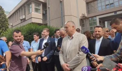 (FOTO/ VIDEO) Mićović: Uvesti krivično djelo koje će sankcionisati napad na advokate