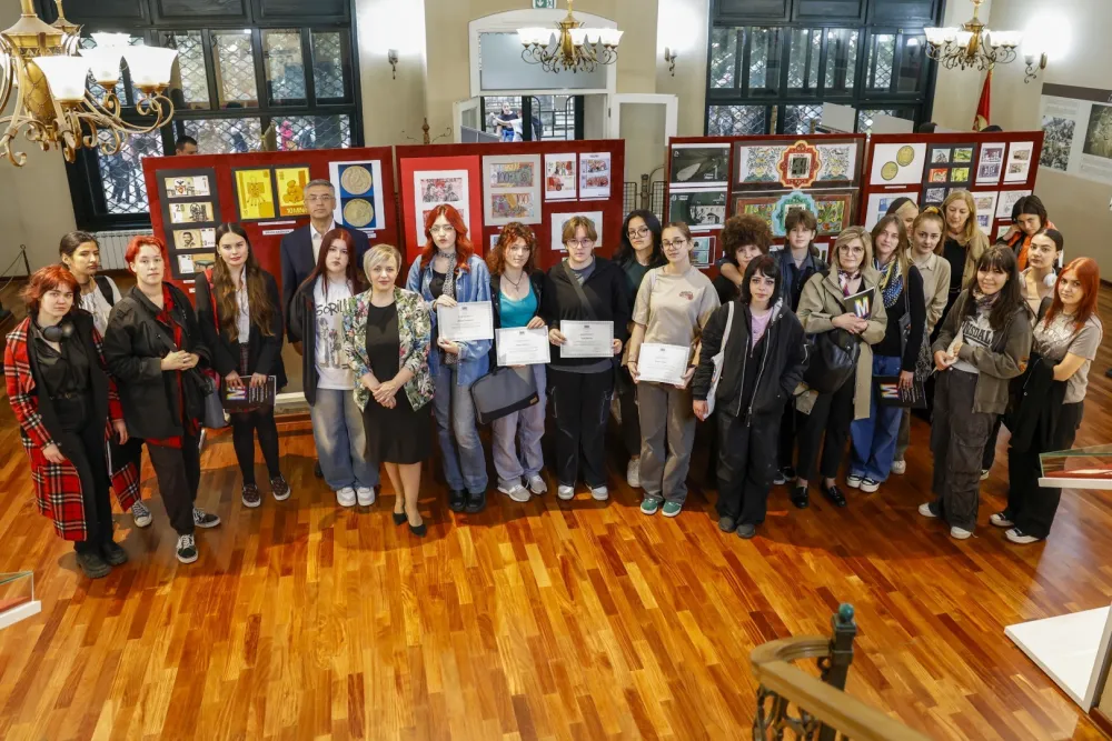 U Muzeju CBCG otvorena izložba: &ldquo;Eksponati crnogorskih muzeja kao motiv na novcu&rdquo;