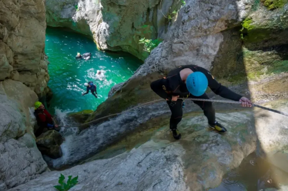 Počela kanjoning sezona u zaleđu Bara: Rikavac je "ljut", ali podiže adrenalin