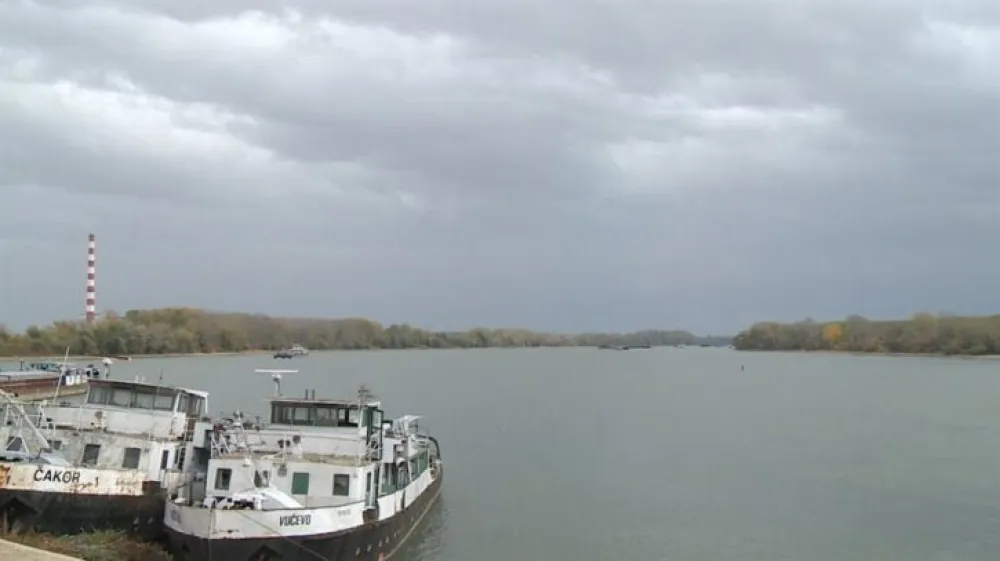 Mađarska: Dvije osobe poginule u sudaru čamaca na Dunavu