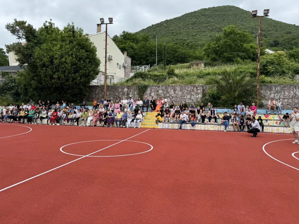 Zvanično otvoren rekonstruisani teren u dječijem domu "Mladost" u Bijeloj