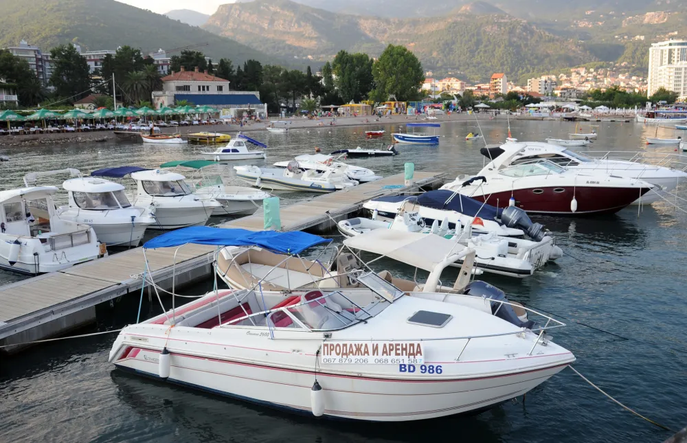 Ivanović: Podnijećemo krivičnu prijavu SDT i pokrenuti tužbu Upravnom sudu zbog odluke o Luci Budva