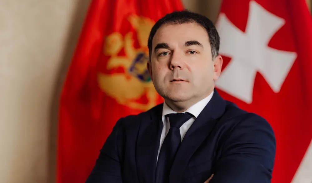 Đura&scaron;ković: Mandić se nije udostojio ni da čestita Dan nezavisnosti