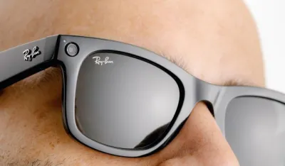 Ray-Ban pametne naočare: Glasom objavljujete stori na Instagram i pu&scaron;tate muziku