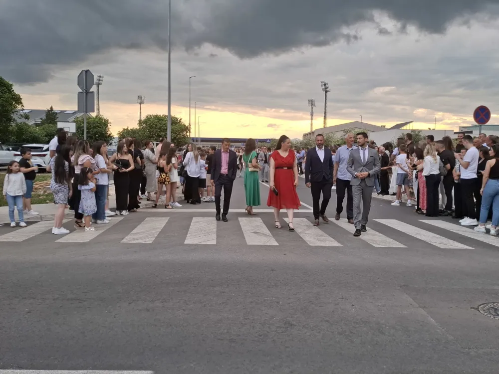 Matura Srednje mje&scaron;ovite &scaron;kole "25. maj"