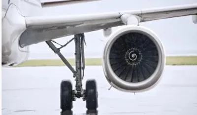 Nasilno poku&scaron;ao ući u pilotsku kabinu aviona koji je letio za Hrvatsku