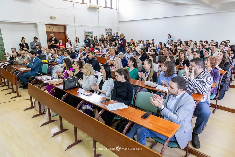 U јunskom konkursu 3.186 mјesta za bruco&scaron;e