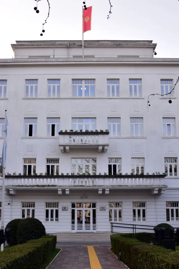 Op&scaron;tina sa naјmanje 14.000 stanovnika može postati grad