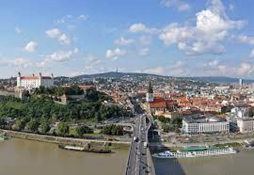 Incident ispred rezidencije slovačkog predsjednika: Maskirano dijete uperilo pi&scaron;tolj
