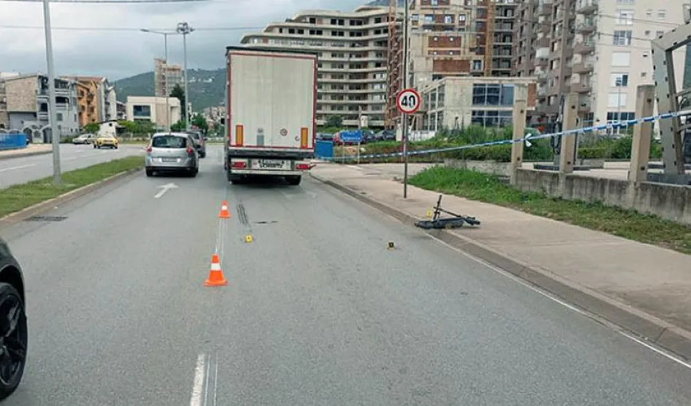 Baranin te&scaron;ko povrijeđen: Udario ga kamion dok je vozio trotinet