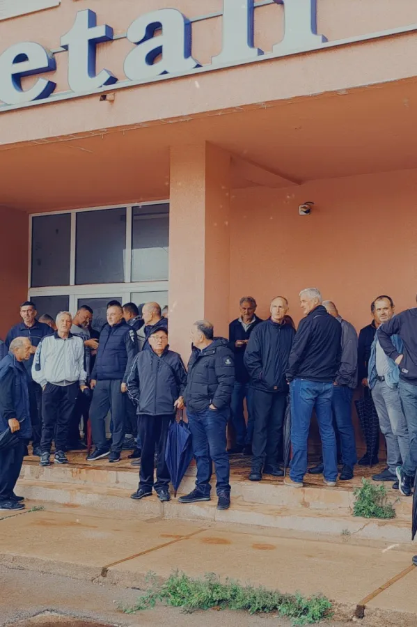(VIDEO) Biv&scaron;i radnici Boksita traže isplatu potraživanja za 586 radnika u iznosu 3 miliona eura
