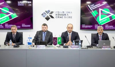 Sa pres konferencije