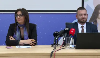 Anđela Jak&scaron;ić Stojanović i Milo&scaron; Trivić