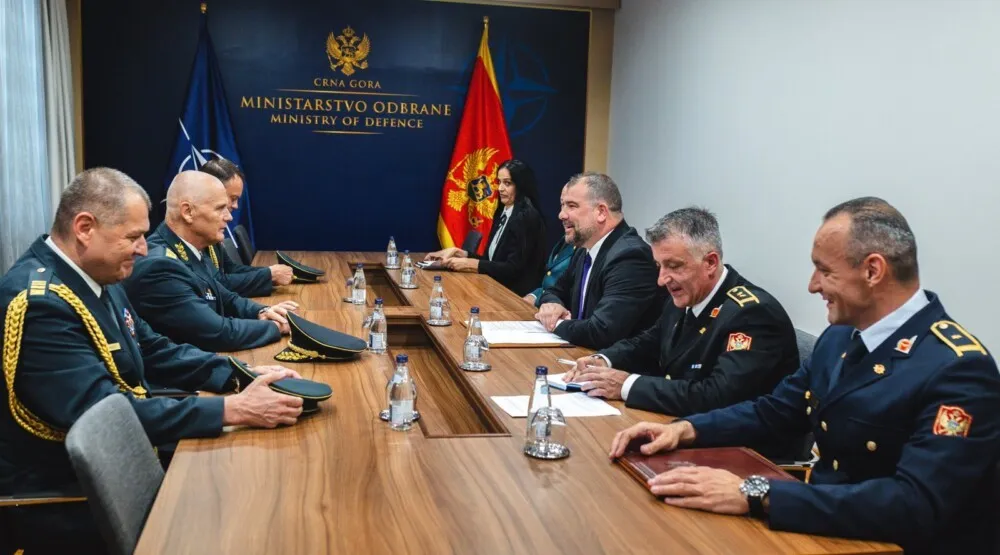 Krapović - Glava&scaron;: Odlična odbrambena saradnja Crne Gore i Slovenije