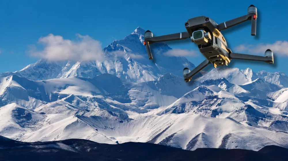 Isporuka dronom na Mont Everestu