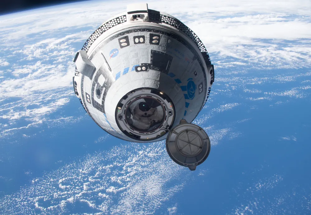 GMT141_01_19_Bob Hines_1037_Boeing Starliner Arrival