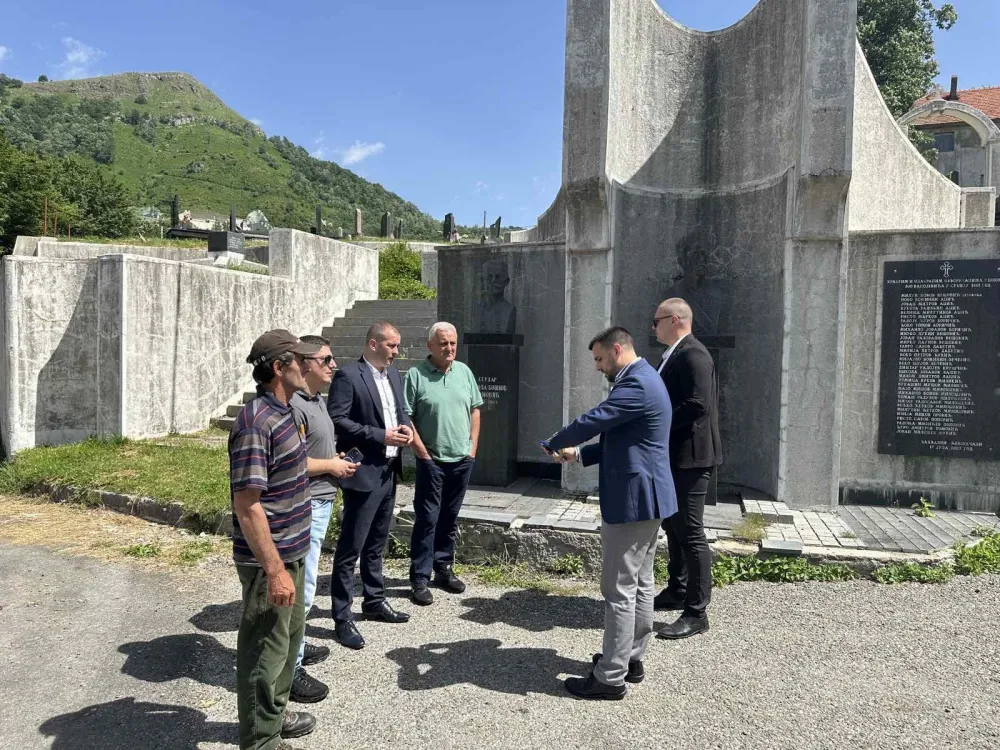 Mјe&scaron;tani Liјeve riјeke traže od nadležnih da riјe&scaron;e problem nelegalne gradnje: Veru&scaron;u napalo 900 "divljih" kuća