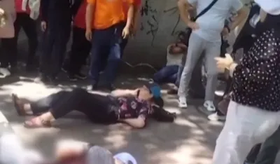 (VIDEO/UZNEMIRUJUĆE) Kina: Nožem izbodena četiri Amerikanca