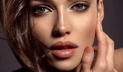 Profesionalni &scaron;minkeri savjetuju kako da&nbsp;sakrijete ožiljke &scaron;minkom