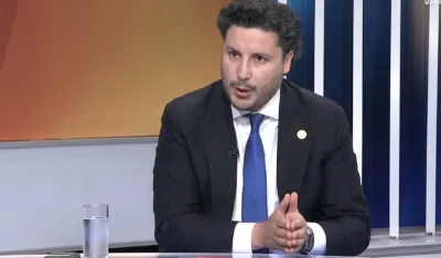 Abazović: Vasović među prvim smijenjenim policajcima, radujem se SKY prepiskama