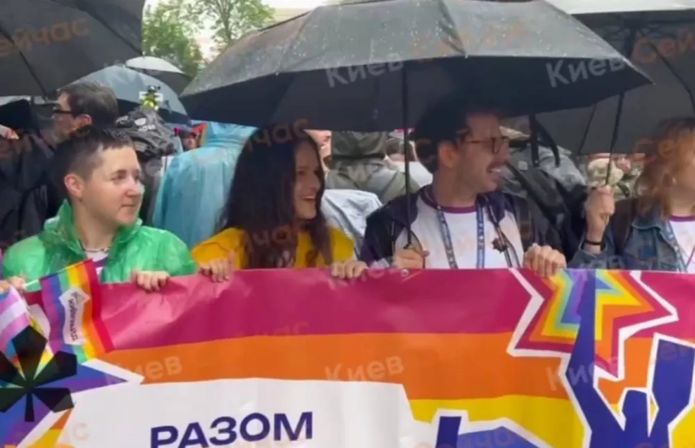 Ukrajinski LGBTQ vojnici mar&scaron;irali u Kijevu, traže veća prava
