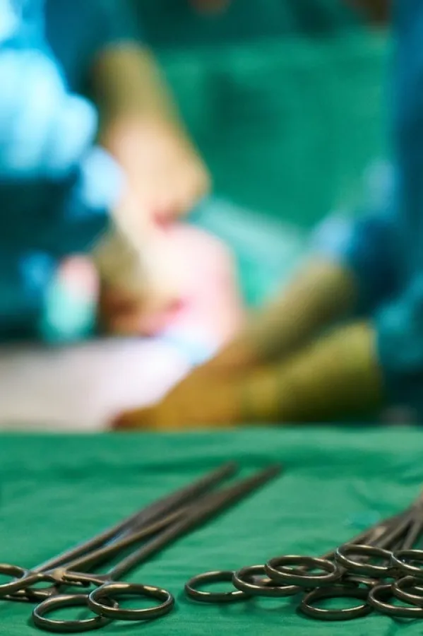 U Rumuniji pacijentkinji uklonjen tumor &scaron;titaste žlijezde, najveći u Evropi