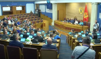 Poslanici danas ponovo o zakonima koјe јe Milatović vratio