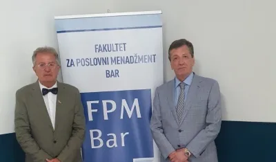 Ambasador Rodić posjetio fakultet u Baru