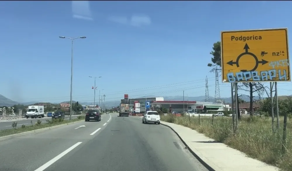 Putokazima označiti da Luča miјenja Ulicu Voјislavljevića