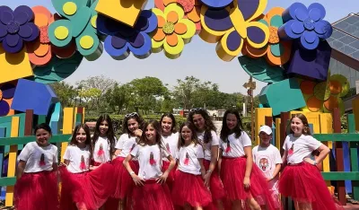 (FOTO) I radno i paradno u Emiratima: Valentinine Zvјezdice obasјale pustinje Dubaiјa