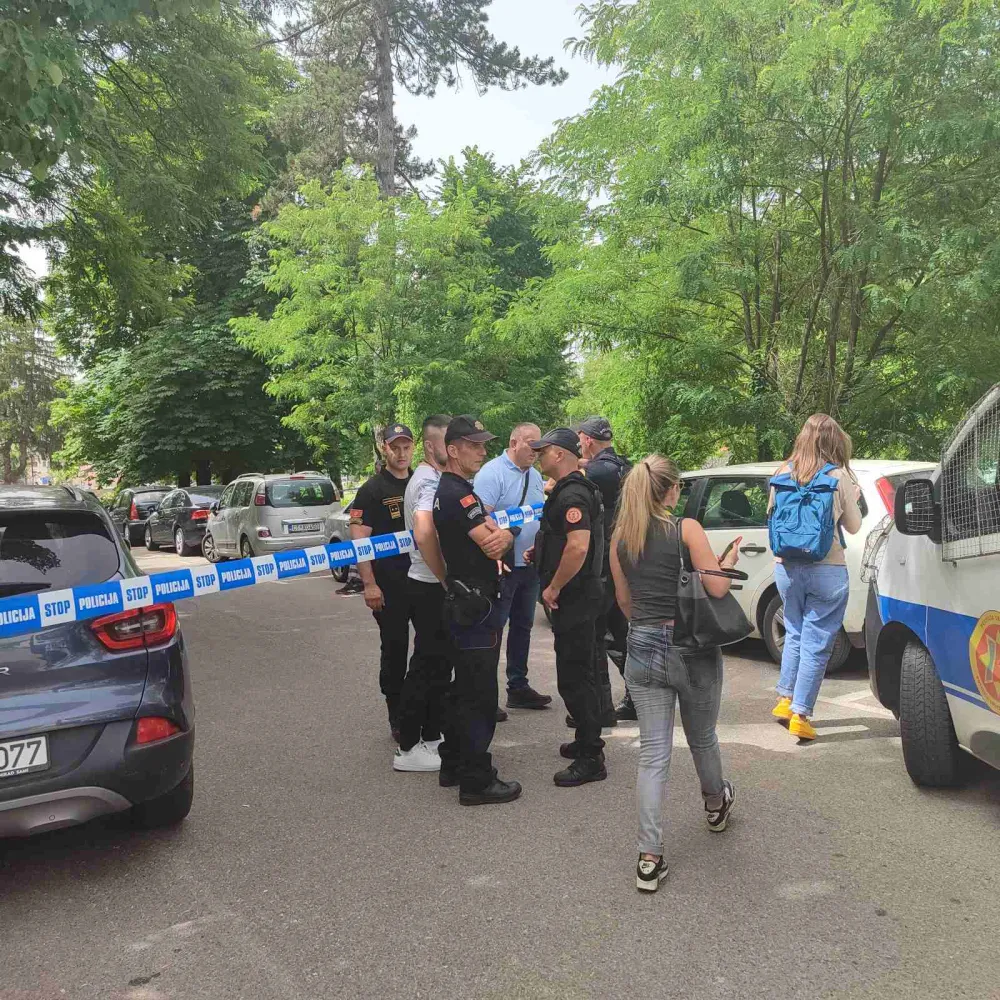 (FOTO/ VIDEO) Eksplozija na Cetinju: Poginule dvije osobe, troje povrijeđenih