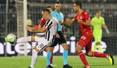 Natho predvodi crno-bele