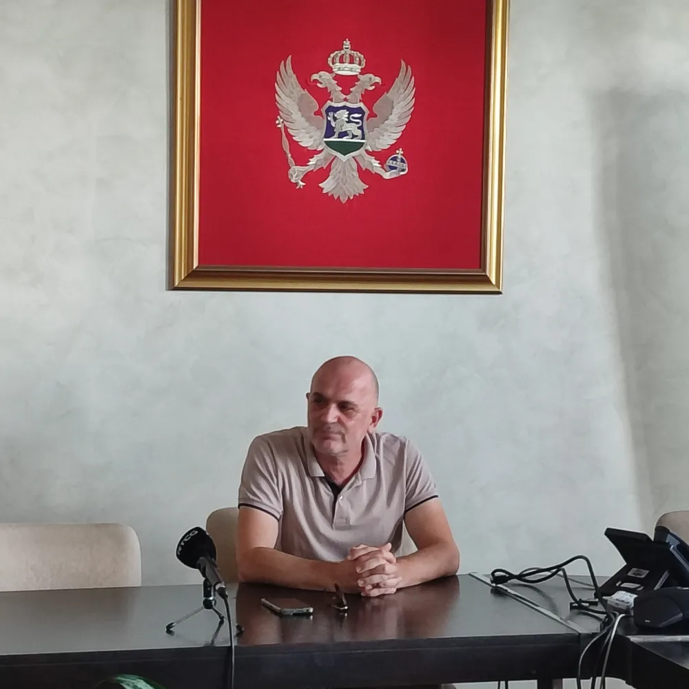 (VIDEO) Redžić: Svi gradovi dobili struju, ovakav poremećaj se jo&scaron; nije desio