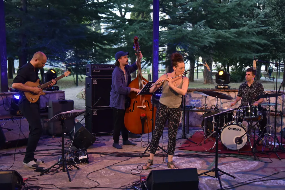 Modulaciјom i improvizaciјom do originalnosti