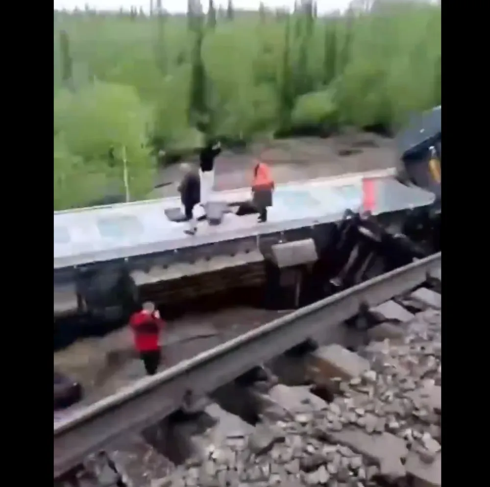 Najmanje 70 ljudi povrijeđeno u iskakanju voza iz &scaron;ina u Rusiji