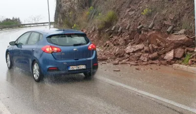 Putevi mokri, mogući sitniji odroni