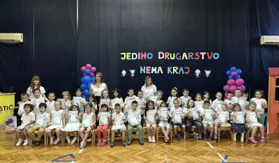 Zavr&scaron;na svečanost u vrtiću "Pčelica": Јedino drugarstvo nema kraј